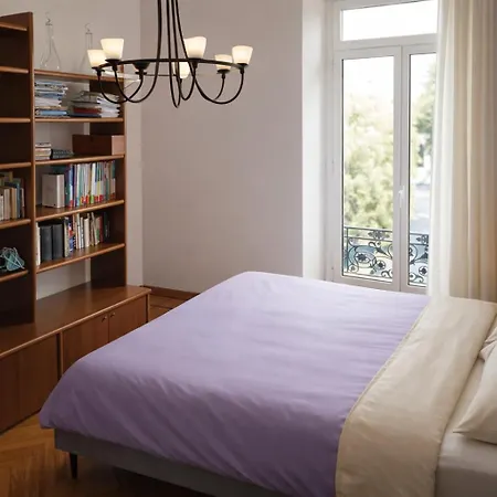 Sanremo Central Rooms ホームステイ サンレモ